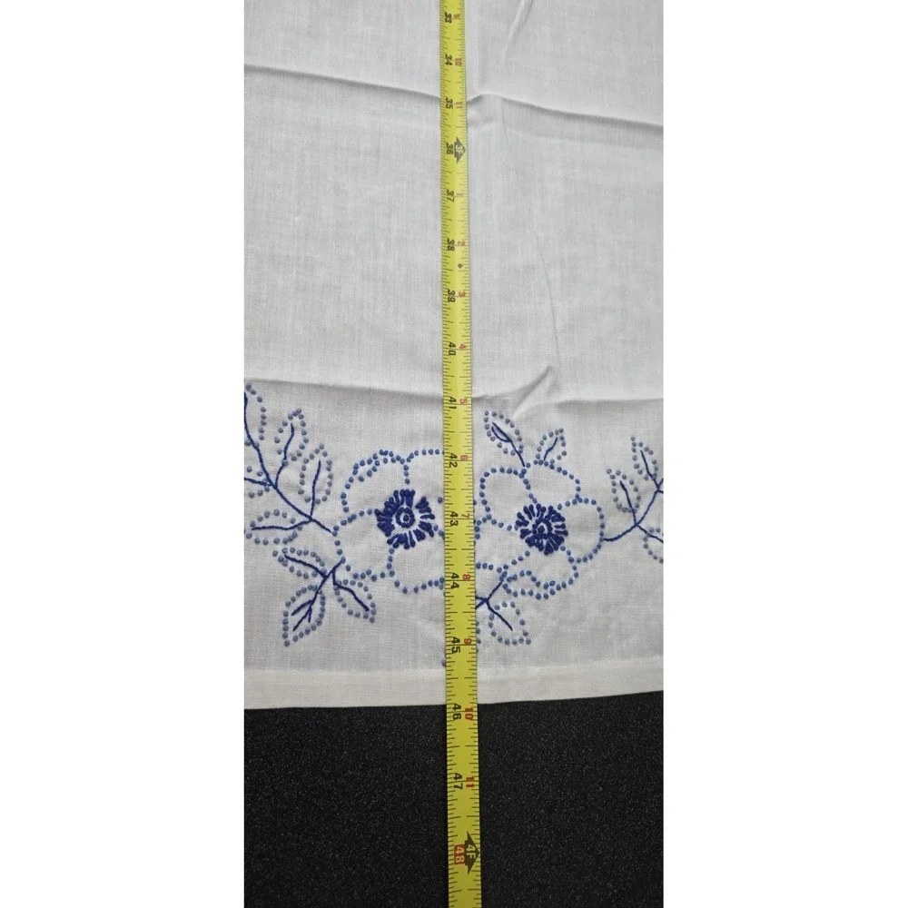 Vintage Hand-Embroidered Floral Linen Table Runner Cottage Granny Core